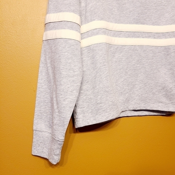 Champion | Women's Gray Heritage Cropped Long Sleeve Striped Tee (Size Medium) - Picture 10 of 12